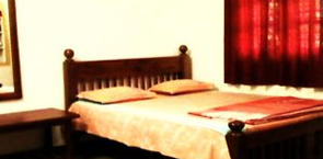 TG Rooms Latouche Road, Lucknow